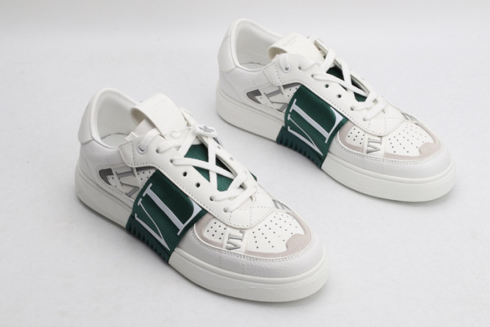 v*lentino sneaker