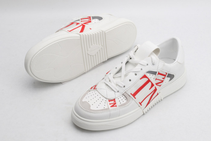v*lentino sneaker
