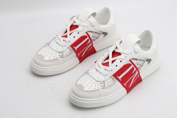 v*lentino sneaker