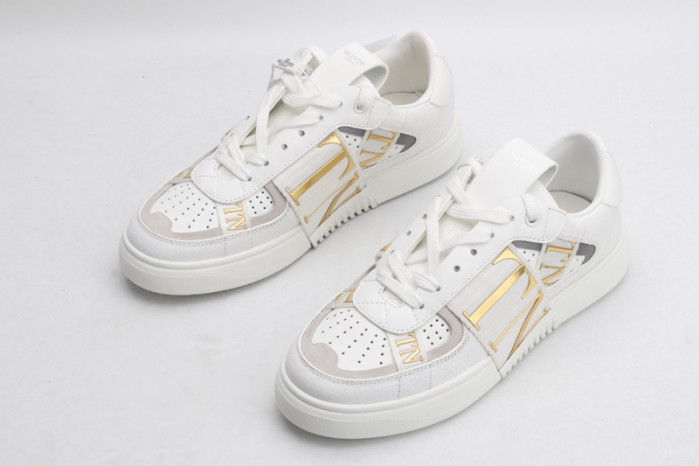 v*lentino sneaker