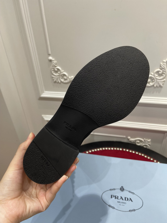 prad boots