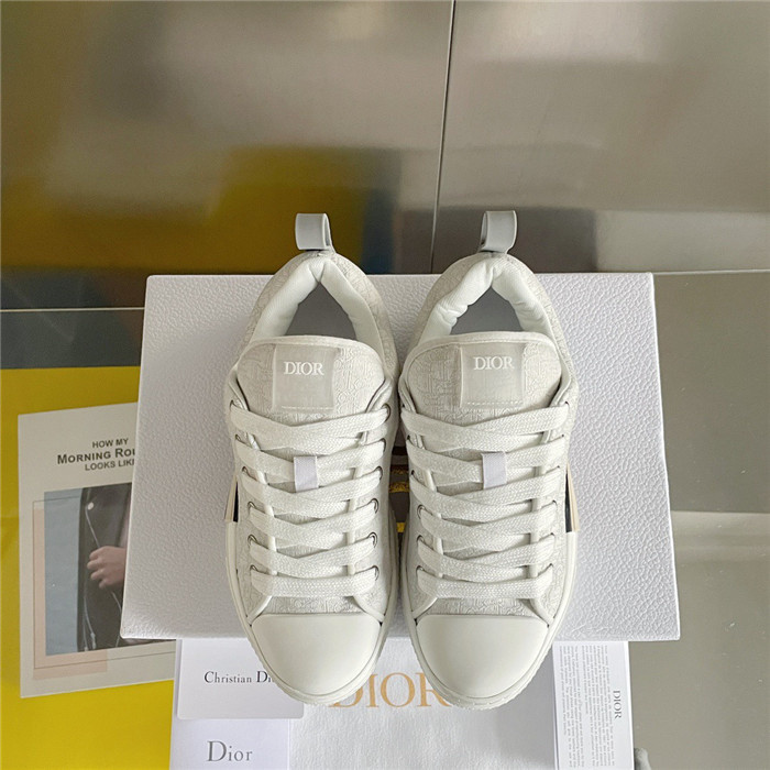 dr b23 sneakers