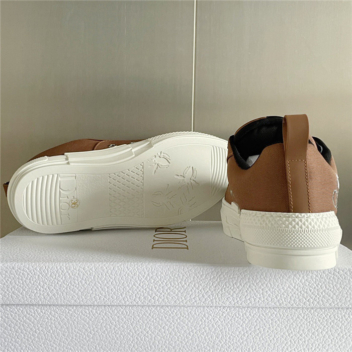 dr b23 sneakers