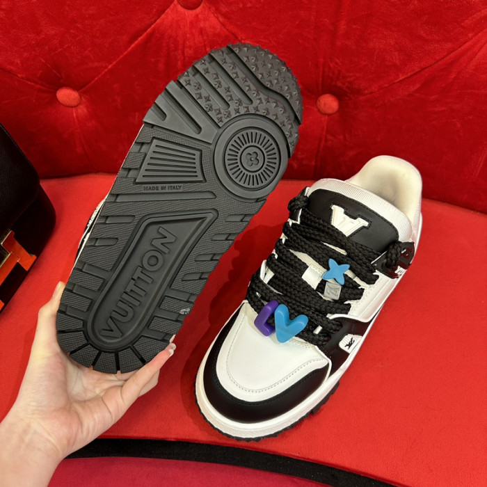 lovt sneaker