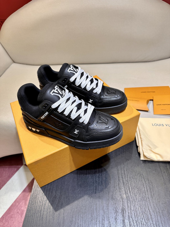 lovt sneaker
