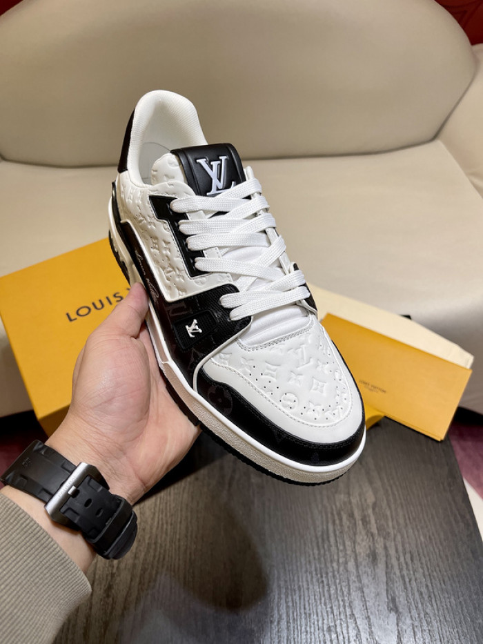 lovt sneaker
