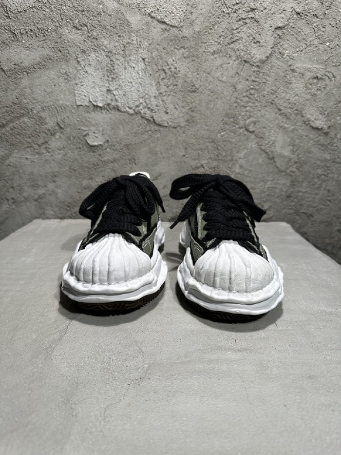 maison mihara yasuhiro sneaker