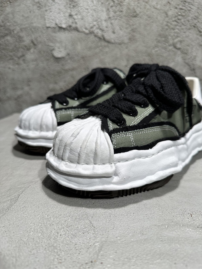 maison mihara yasuhiro sneaker