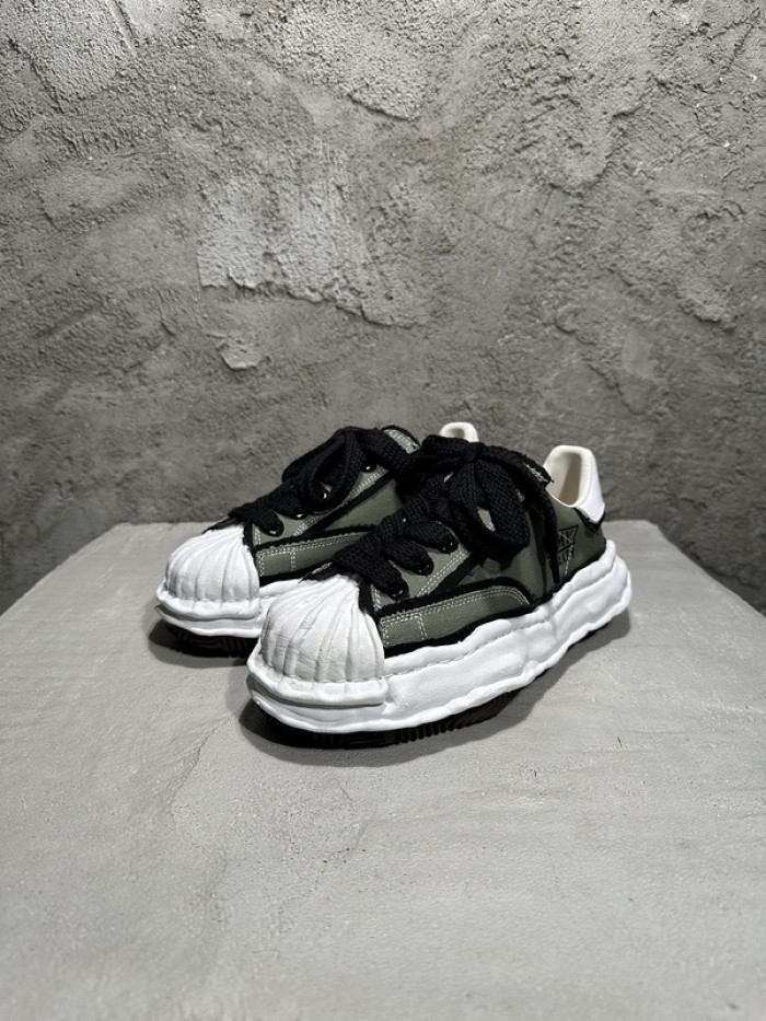 maison mihara yasuhiro sneaker