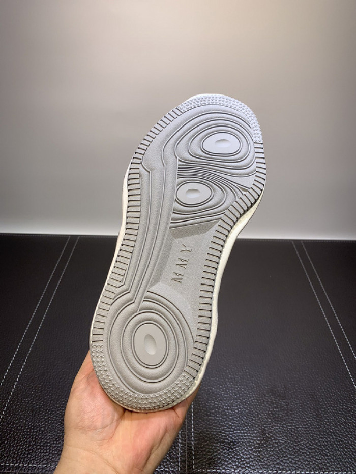 maison mihara yasuhiro sneaker