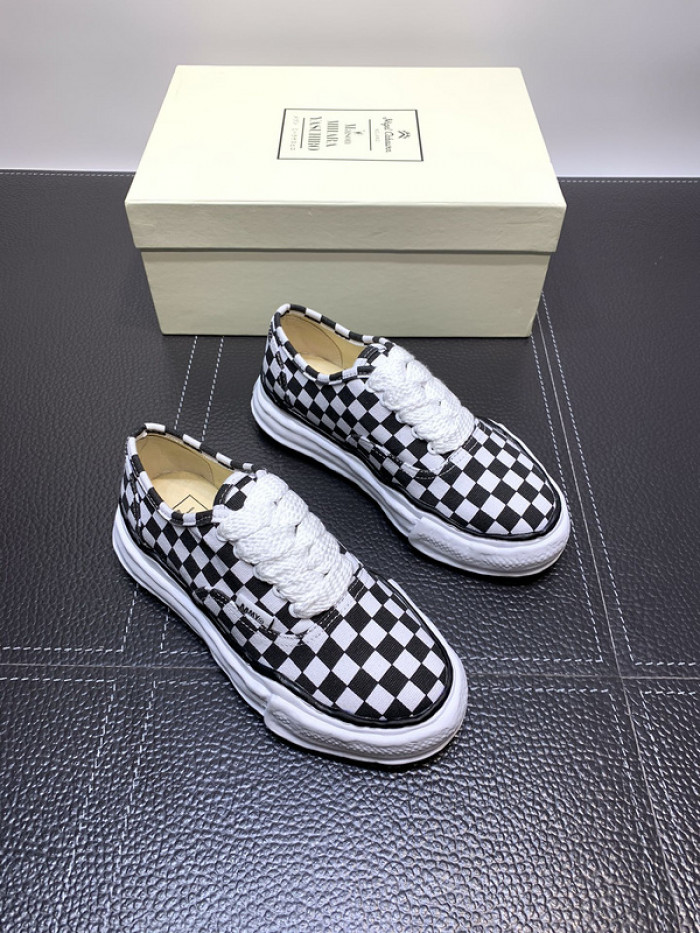 maison mihara yasuhiro sneaker