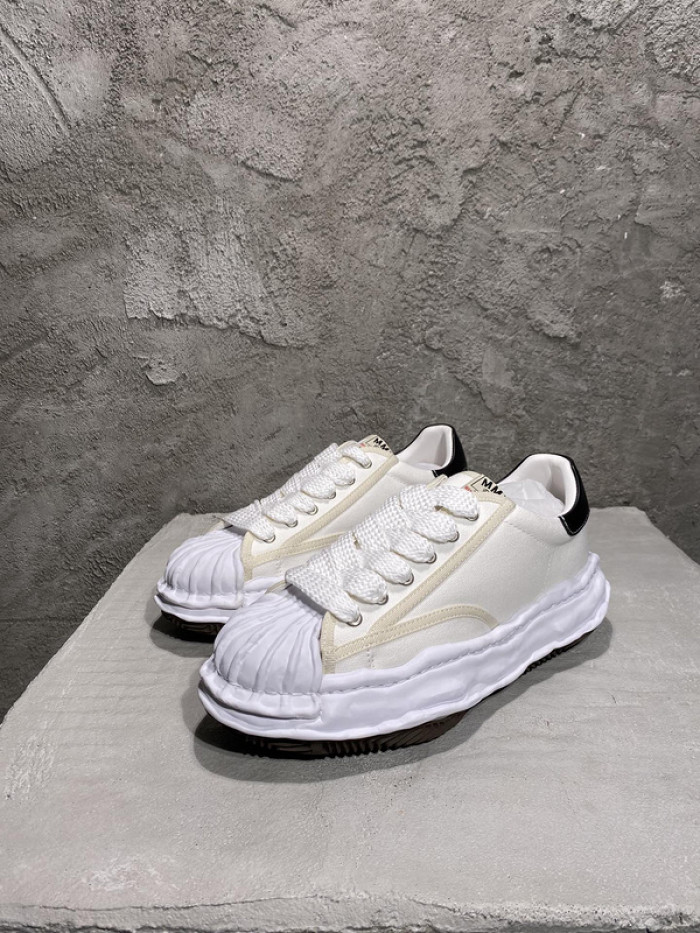 maison mihara yasuhiro sneaker