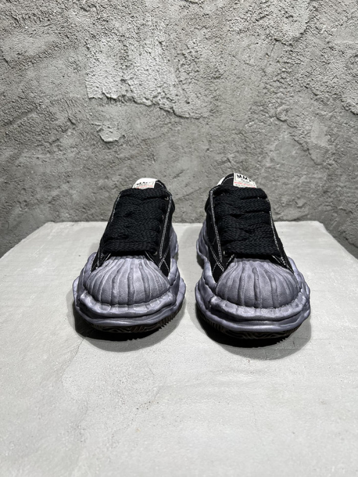 maison mihara yasuhiro sneaker