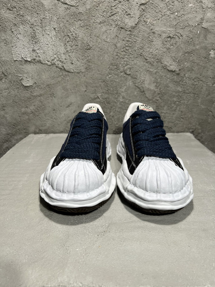 maison mihara yasuhiro sneaker