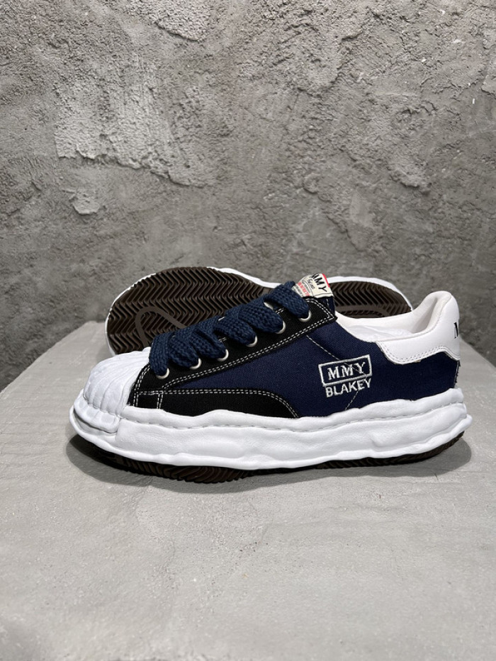 maison mihara yasuhiro sneaker