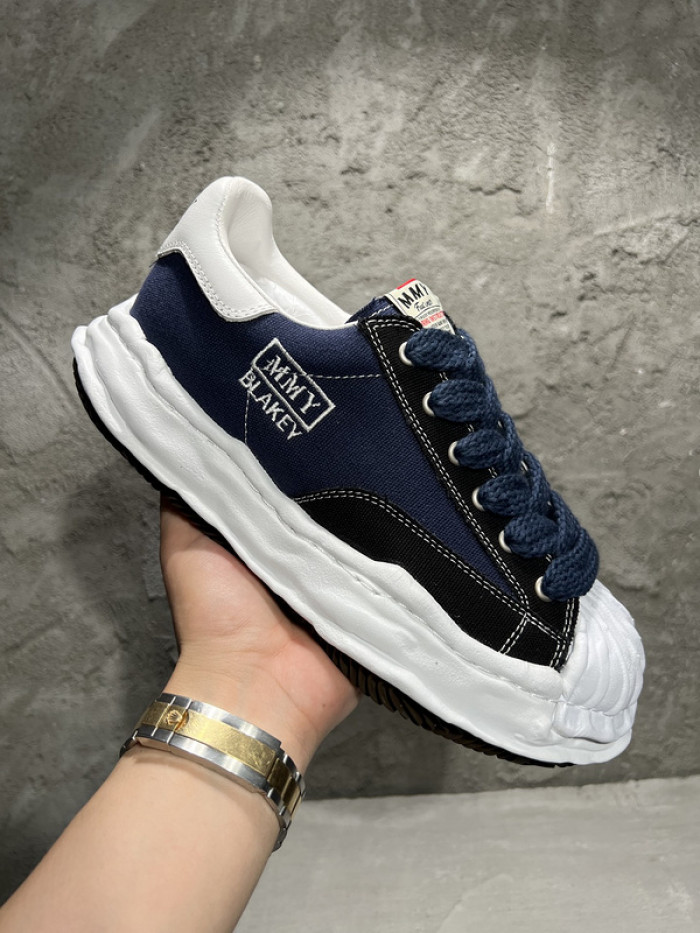 maison mihara yasuhiro sneaker