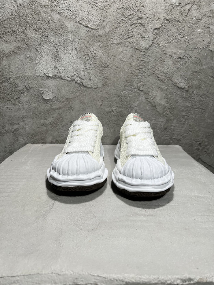 maison mihara yasuhiro sneaker