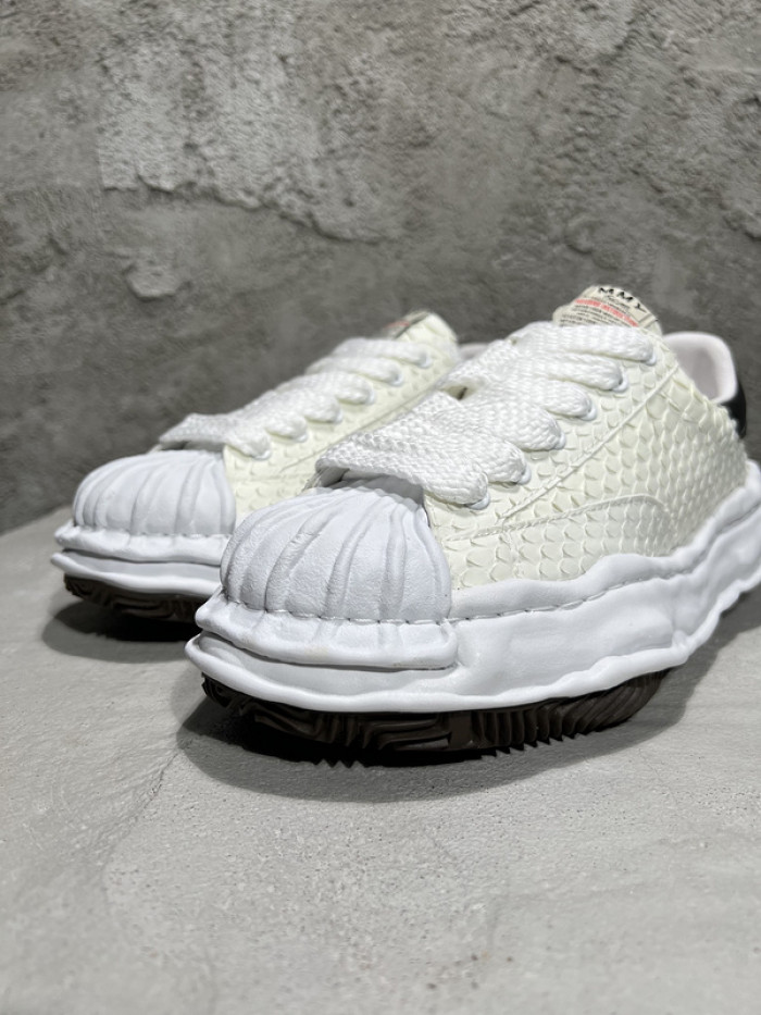 maison mihara yasuhiro sneaker