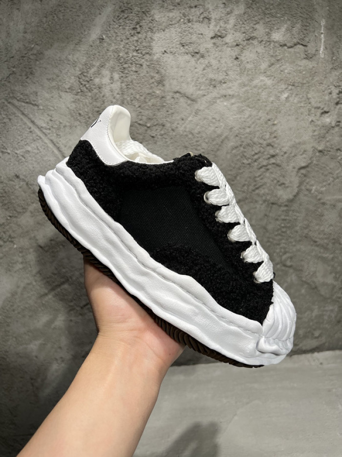 maison mihara yasuhiro sneaker