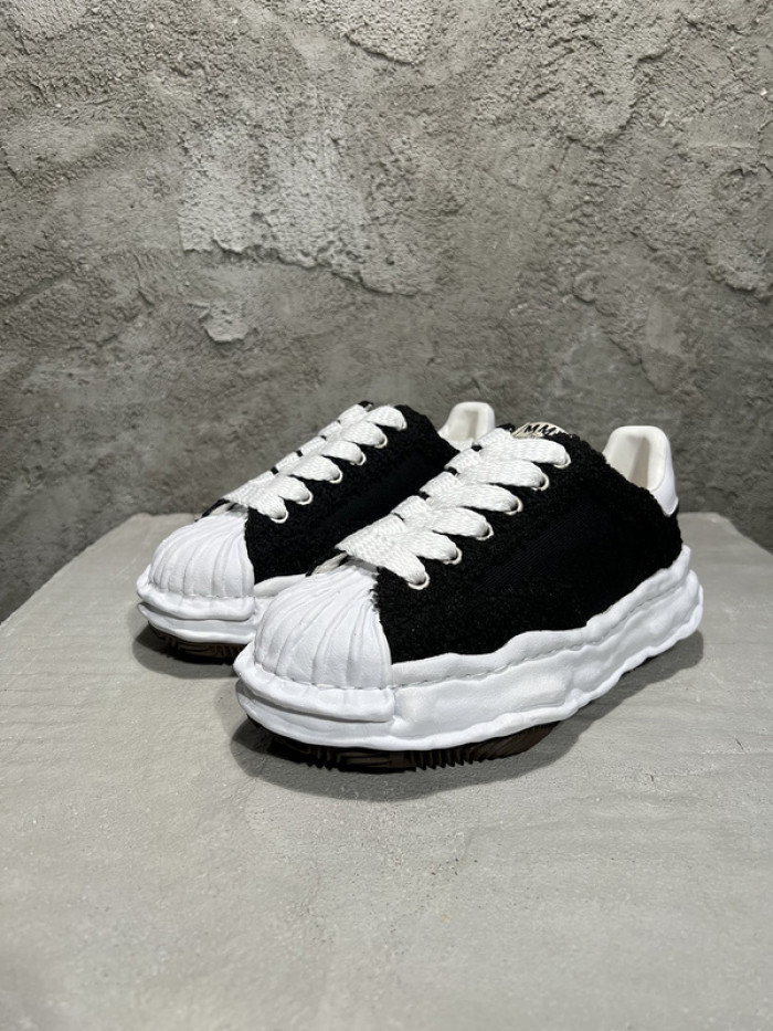 maison mihara yasuhiro sneaker