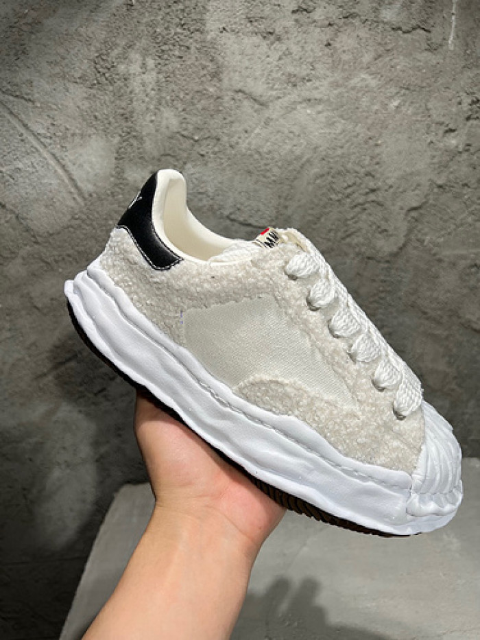 maison mihara yasuhiro sneaker
