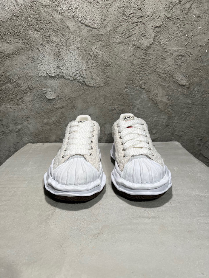 maison mihara yasuhiro sneaker