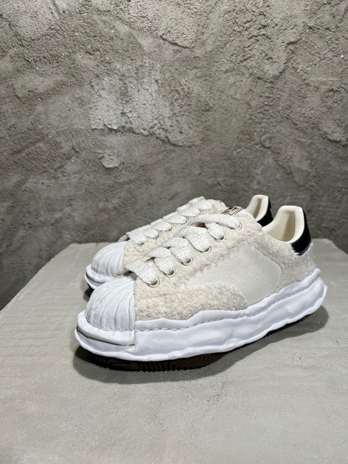 maison mihara yasuhiro sneaker