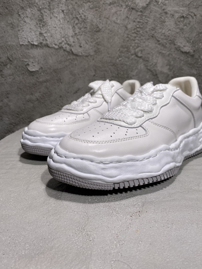 maison mihara yasuhiro sneaker