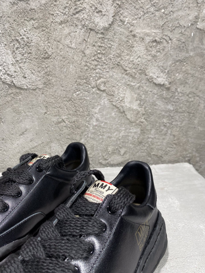 maison mihara yasuhiro sneaker