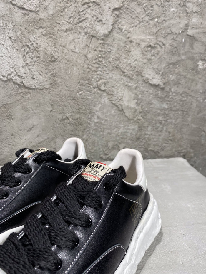 maison mihara yasuhiro sneaker