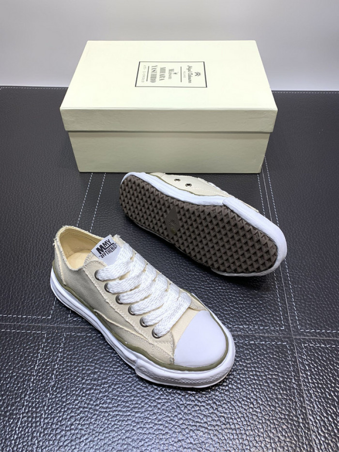 maison mihara yasuhiro sneaker