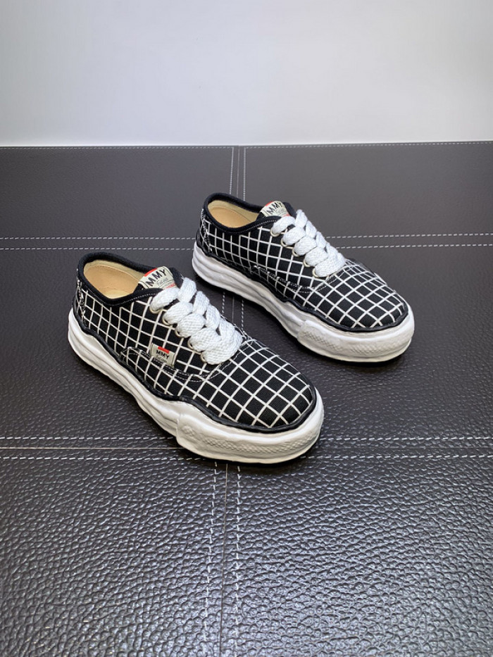 maison mihara yasuhiro sneaker