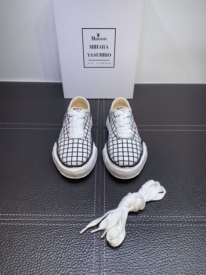 maison mihara yasuhiro sneaker