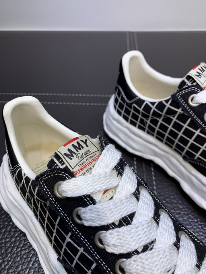 maison mihara yasuhiro sneaker