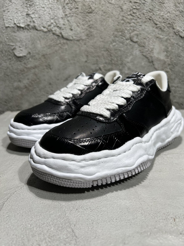 maison mihara yasuhiro sneaker