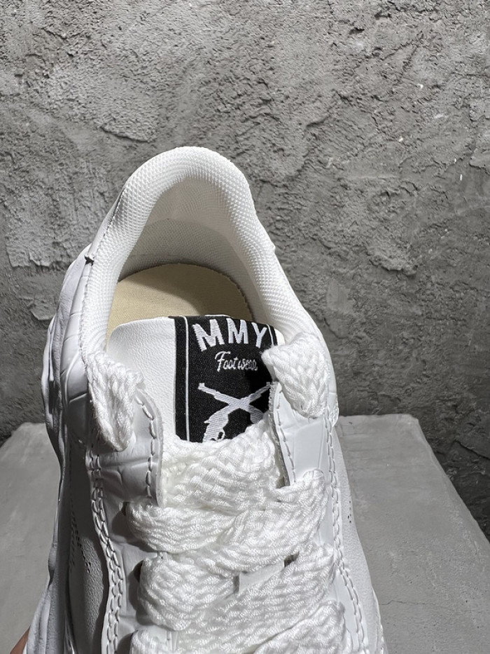 maison mihara yasuhiro sneaker