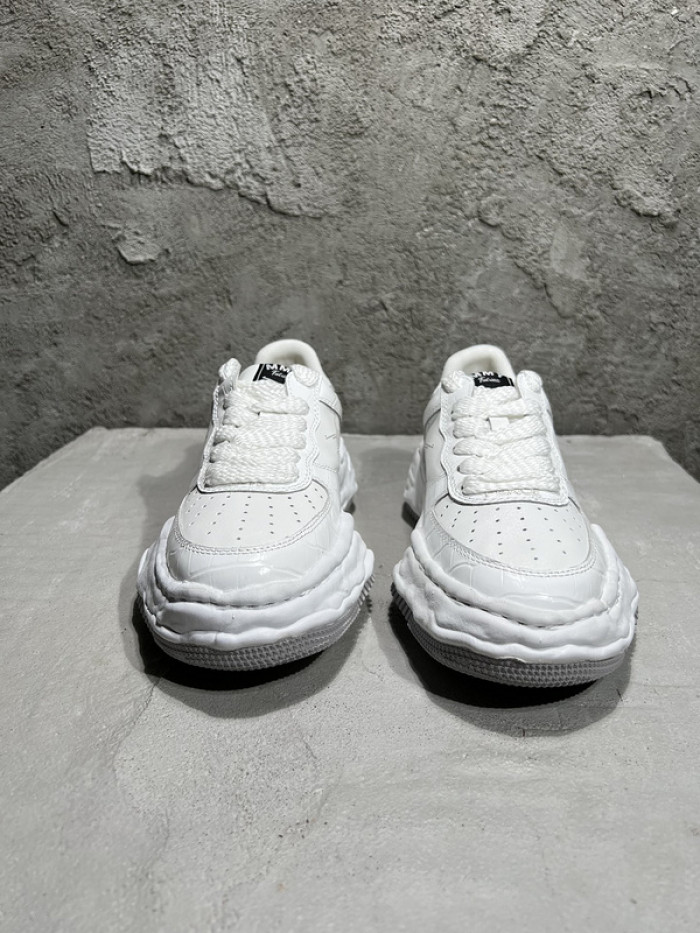 maison mihara yasuhiro sneaker
