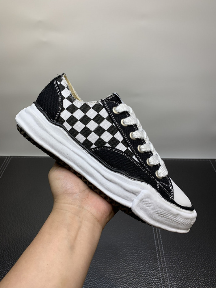 maison mihara yasuhiro sneaker