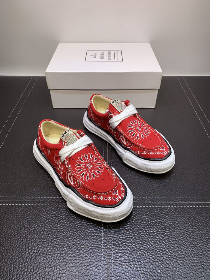 maison mihara yasuhiro sneaker