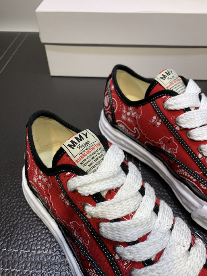 maison mihara yasuhiro sneaker