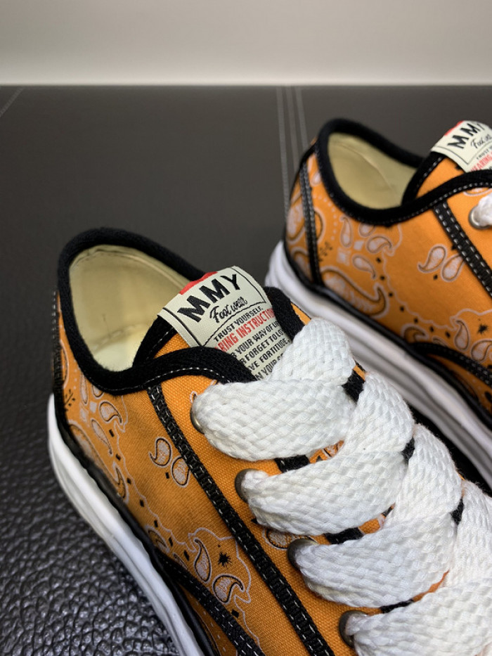 maison mihara yasuhiro sneaker