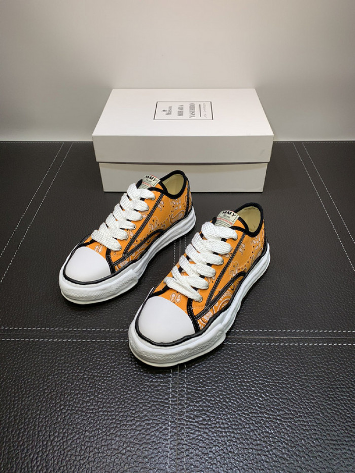 maison mihara yasuhiro sneaker