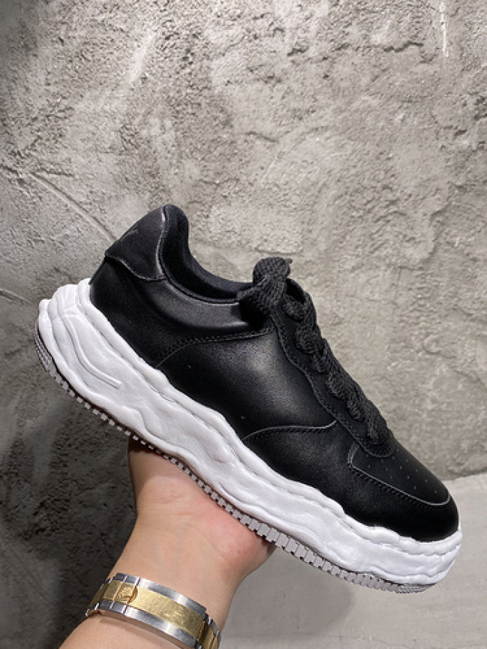 maison mihara yasuhiro sneaker