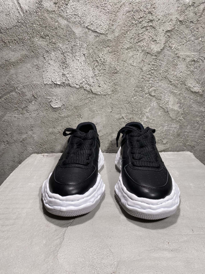 maison mihara yasuhiro sneaker