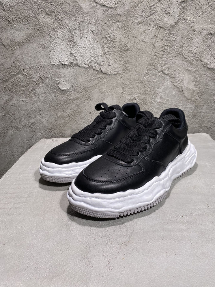 maison mihara yasuhiro sneaker