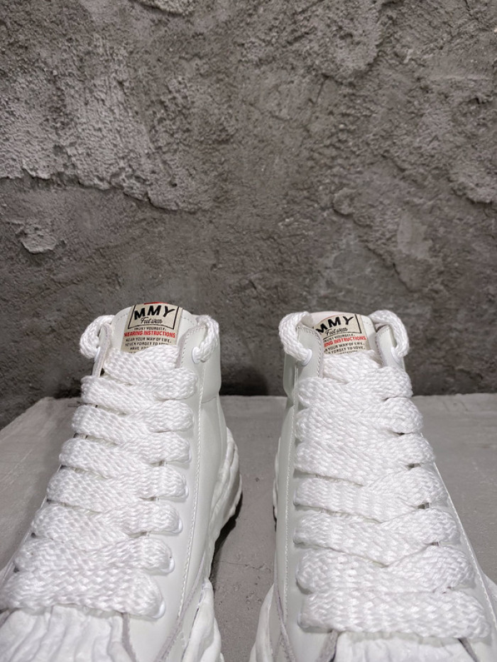 maison mihara yasuhiro sneaker