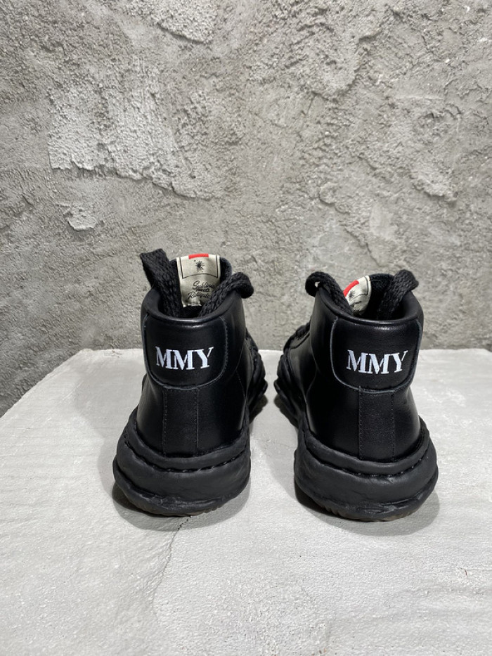 maison mihara yasuhiro sneaker