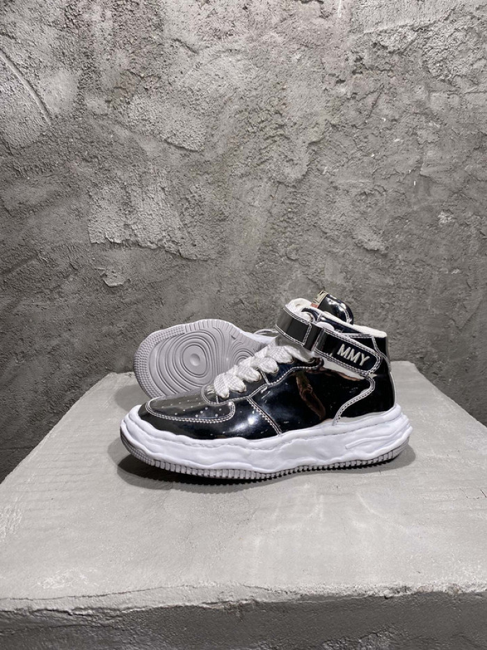 maison mihara yasuhiro sneaker