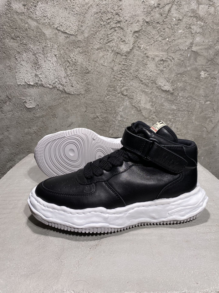 maison mihara yasuhiro sneaker