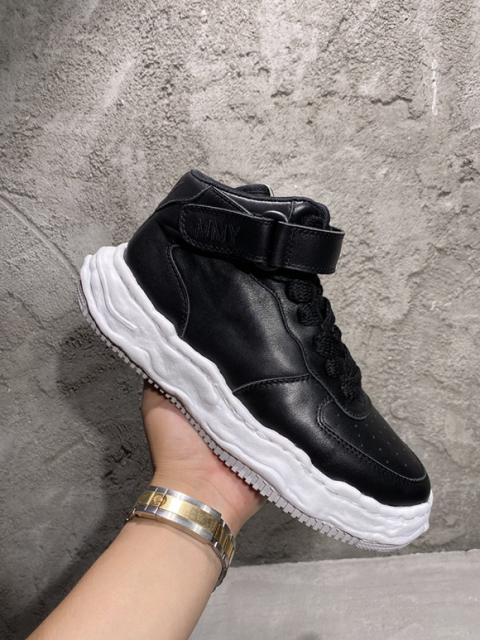 maison mihara yasuhiro sneaker